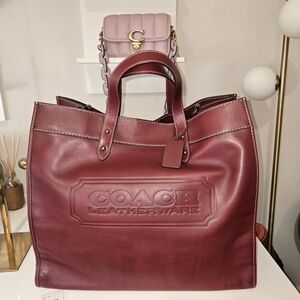 SOLD - Coach Field Tote 40